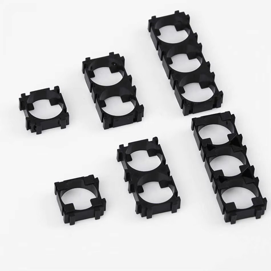 Single 18650 lithium battery combination fixed bracket with bayonet