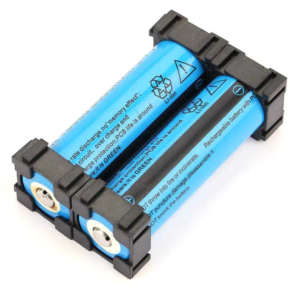 Single 18650 lithium battery combination fixed bracket with bayonet