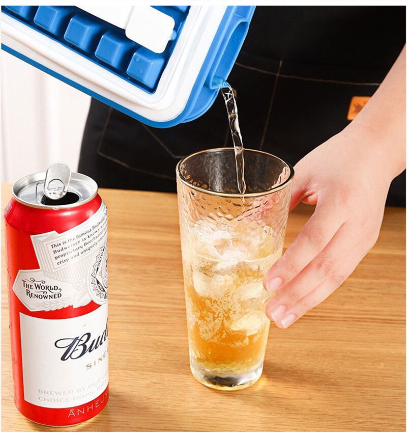 Ice hockey pot two-in-one ice tray mold kettle ice maker storage box refrigerator frozen ice bag