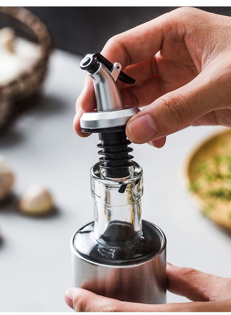 Leak-proof Kitchen glass oil vinegar soy sauce bottle (300ml)
