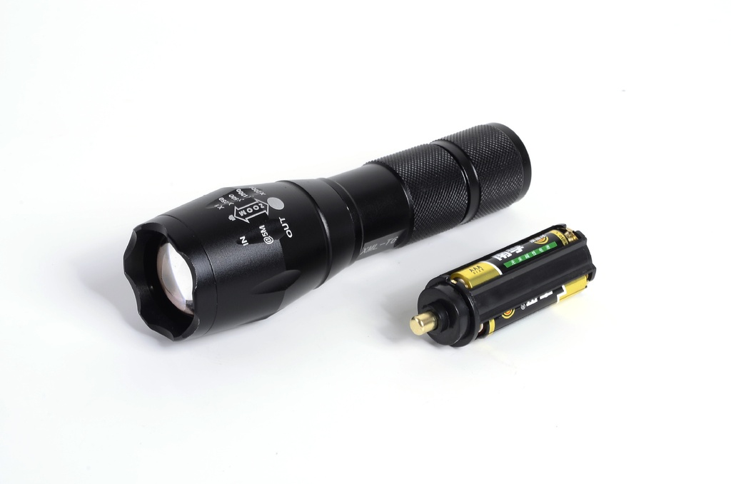 Powerful Led Flashlight XML T6 Torch Waterproof Flashlights 5-Modes Zoomable Light 18650 Rechargeable Battery Or AAA